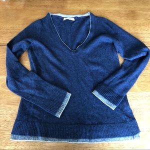 Banana Republic V-neck Sweater size M